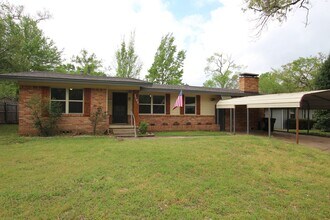 2705 Brentwood Dr in Tyler, TX - Building Photo - Building Photo