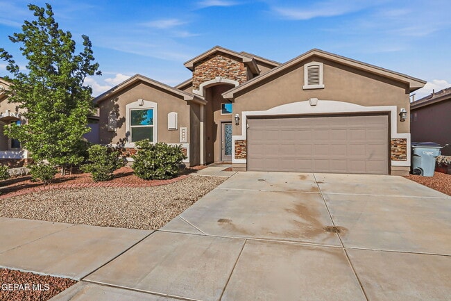 1408 Dominic Anakin Dr in El Paso, TX - Building Photo - Building Photo