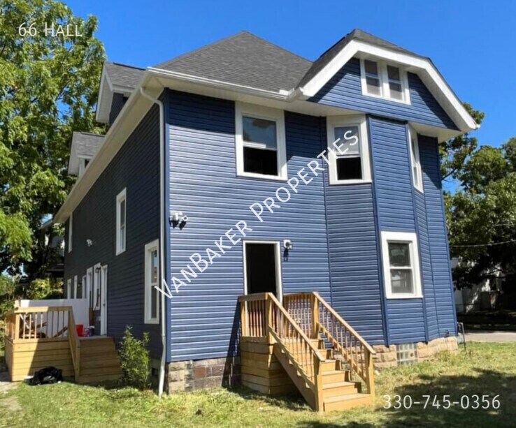 66 Hall St in Akron, OH - Building Photo