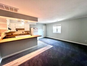 3145 Page Ave in Virginia Beach, VA - Building Photo - Building Photo