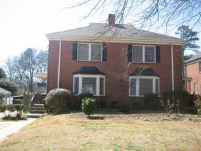 Hayes Barton Apartment Homes in Raleigh, NC - Foto de edificio - Building Photo