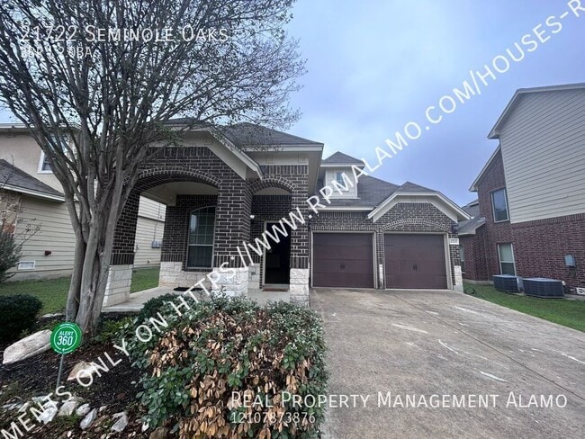 property at 21722 Seminole Oaks