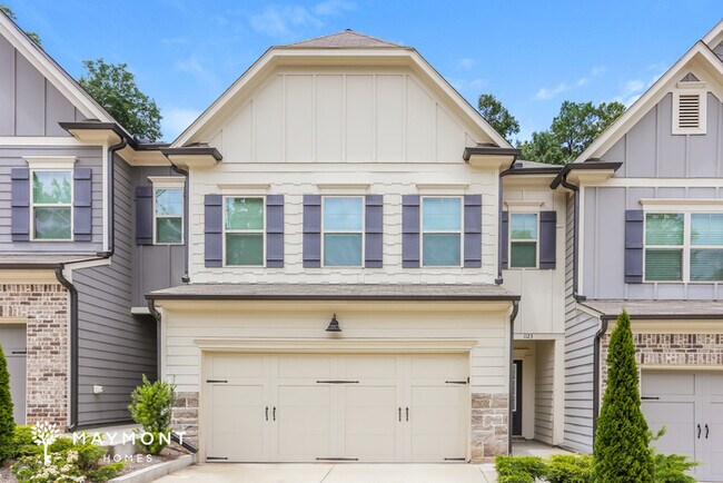 1123 Spring Marsh Ct NE in Gainesville, GA - Building Photo - Building Photo
