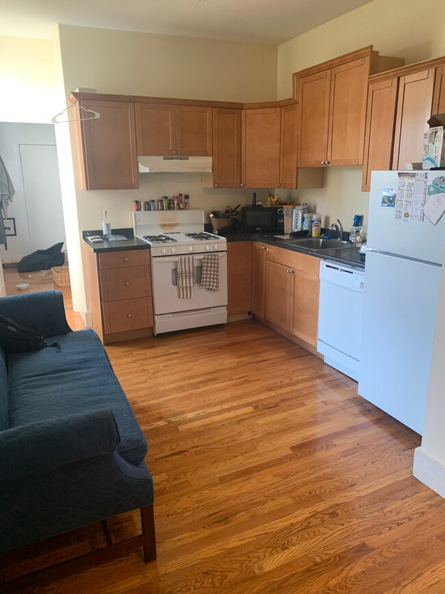 44 Florence St, Unit 1
