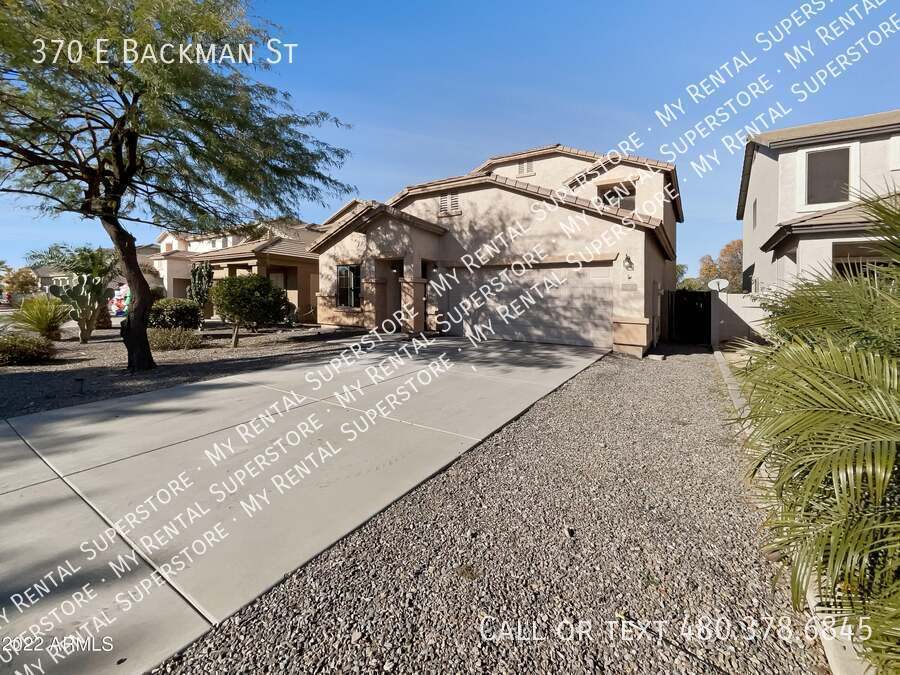 370 E Backman St in San Tan Valley, AZ - Foto de edificio