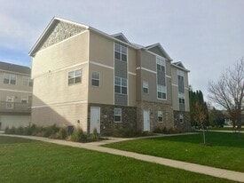 1305 S G Ave in Nevada, IA - Building Photo
