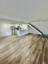 801 Tiffany Dr S in West Palm Beach, FL - Building Photo - Building Photo