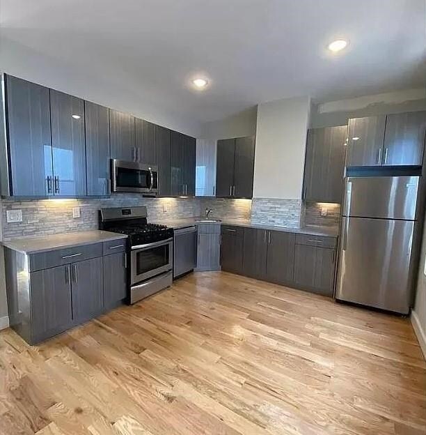 155 Chestnut Ave in Jersey City, NJ - Building Photo