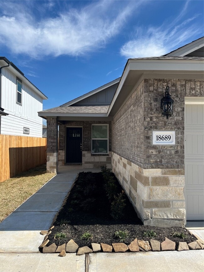 property at 18689 Presswood Wy Dr