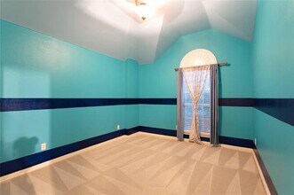 136 Merideth Dr in Murphy, TX - Building Photo - Building Photo