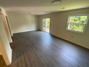 500 Nellies Cave Rd in Blacksburg, VA - Building Photo - Building Photo