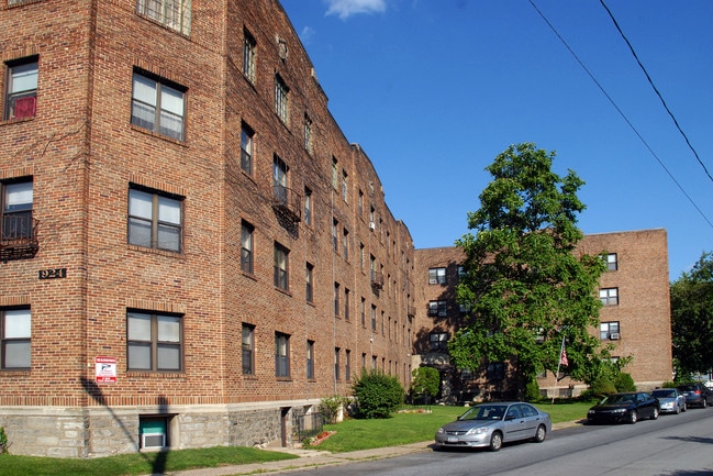 Springton Manor Apartments in Upper Darby, PA - Building Photo - Building Photo