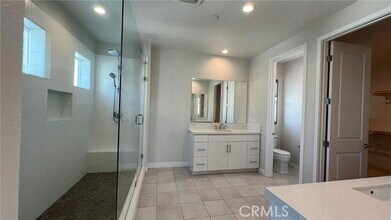 241 Brackens in Lake Forest, CA - Building Photo - Building Photo