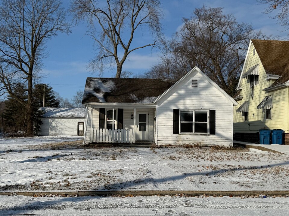 1629 S 16th St in Springfield, IL - Building Photo