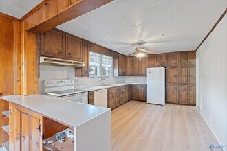 2909 6th Ave SW in Huntsville, AL - Building Photo - Building Photo