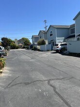 2674 Christine Oaks in Santa Cruz, CA - Building Photo - Building Photo