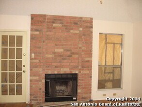 13815 Parksite Wds in San Antonio, TX - Building Photo - Building Photo