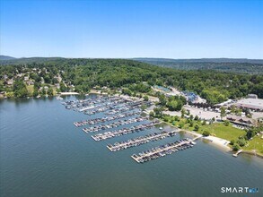 5 Main Dr in Brookfield, CT - Building Photo - Building Photo