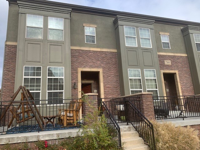 789 Bristle Pine Cir in Highlands Ranch, CO - Building Photo