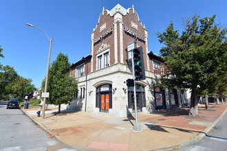 Central West End Bank Bldg in St. Louis, MO - Building Photo - Building Photo