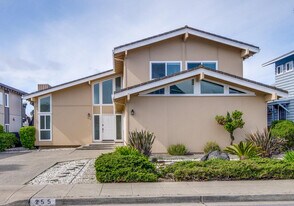 255 Shearwater Is in Foster City, CA - Building Photo