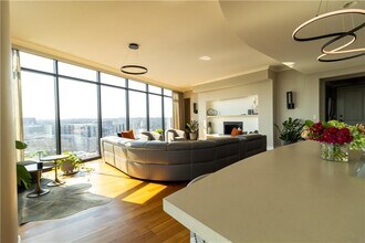 2233 Peachtree Rd NE in Atlanta, GA - Building Photo - Building Photo