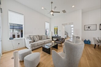 6228 Toscana Ave in Austin, TX - Building Photo - Building Photo