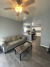 206 Columbus Ave, Unit 1 in Syracuse, NY - Foto de edificio - Building Photo