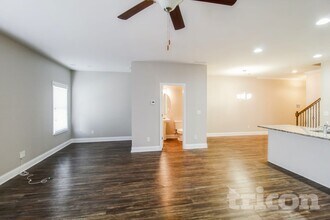 528 Trickum Hill Dr in Lawrenceville, GA - Building Photo - Building Photo