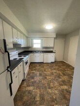 1904 Meadowview Ln in Knoxville, TN - Building Photo - Building Photo