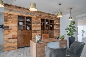 The Levy Apartments in Houston, TX - Foto de edificio - Interior Photo