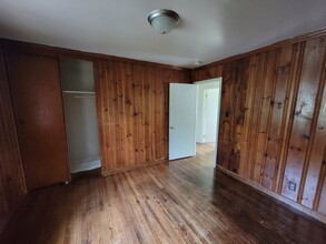 1909 Lamont Ct in Greensboro, NC - Building Photo - Building Photo