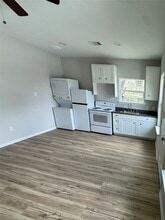 103 Lincoln Cedars Dr in Baytown, TX - Building Photo - Building Photo