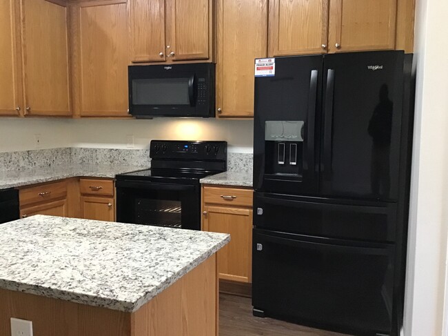 2665 Westport Dr in Green Cove Springs, FL - Building Photo - Building Photo