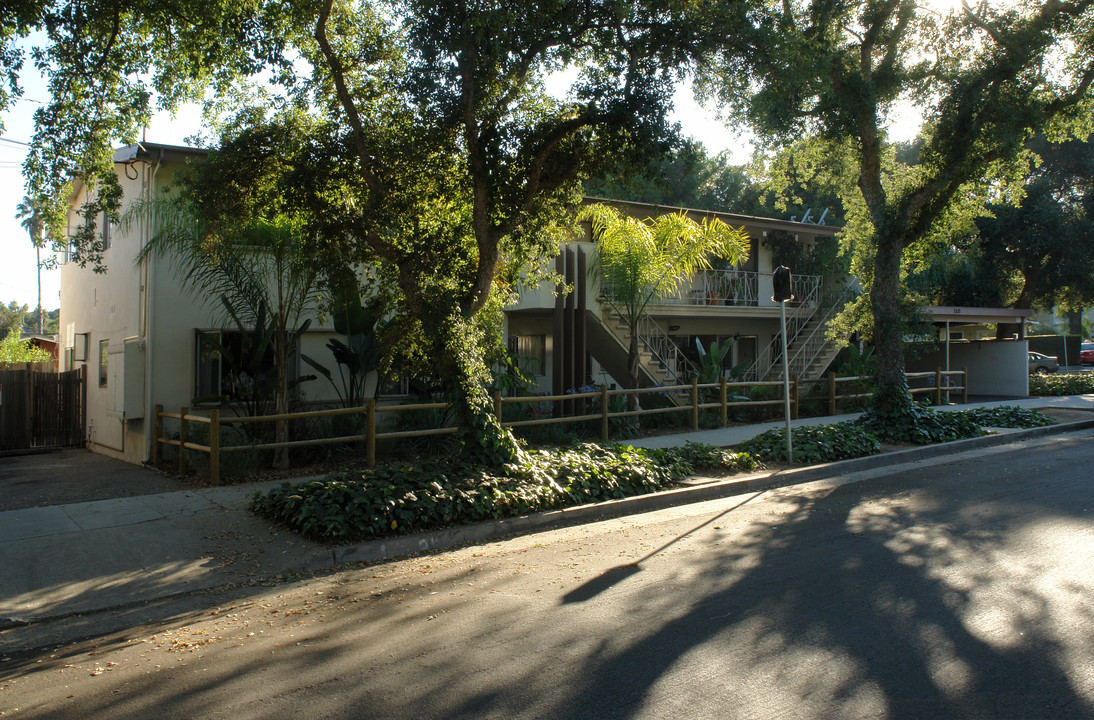 The Orella in Santa Barbara, CA - Building Photo