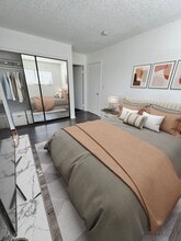 Playa Palms Apartments LLC in Los Angeles, CA - Building Photo - Building Photo