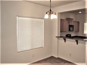 18203 W Townley Ave in Waddell, AZ - Foto de edificio - Building Photo