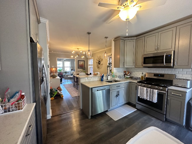 10 W Knight Ave in Collingswood, NJ - Foto de edificio - Building Photo