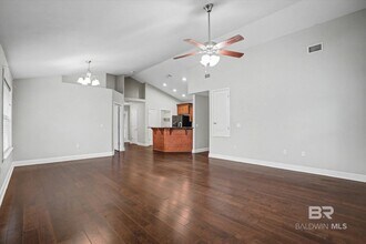 9011 Brookside Ln in Daphne, AL - Building Photo - Building Photo