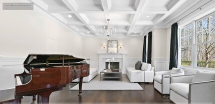 496 Wainscott Harbor Rd in Sagaponack, NY - Building Photo - Building Photo