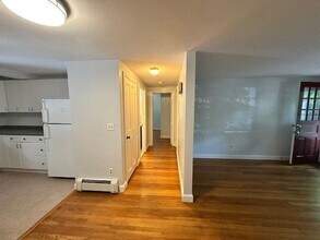 34 Coyne Rd in Newton, MA - Building Photo - Building Photo