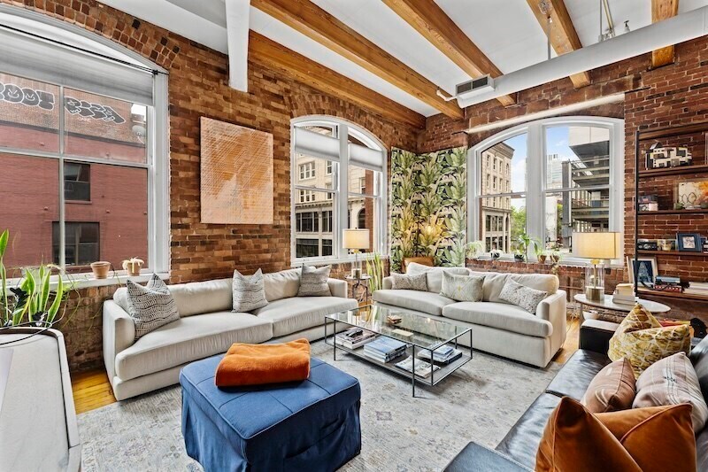 150 Lincoln St in Boston, MA - Building Photo