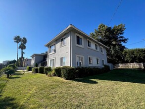 14913 Hartland St in Van Nuys, CA - Building Photo - Building Photo