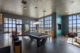 Cortland Riverview in Riverview, FL - Foto de edificio - Building Photo