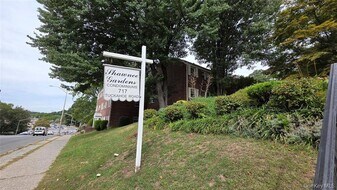 717 Tuckahoe Rd in Yonkers, NY - Building Photo