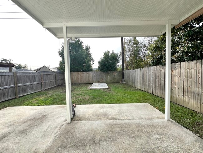 304 S French Quarter Dr in Houma, LA - Building Photo - Building Photo