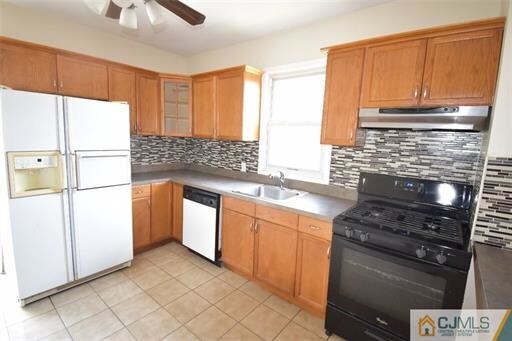 60 Main St-Unit -2 in Sayreville, NJ - Building Photo - Building Photo