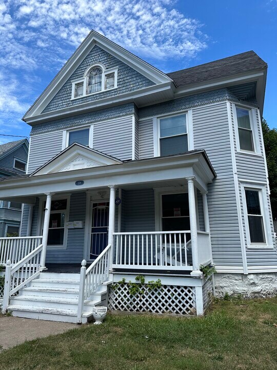 138 W Beard Ave in Syracuse, NY - Building Photo