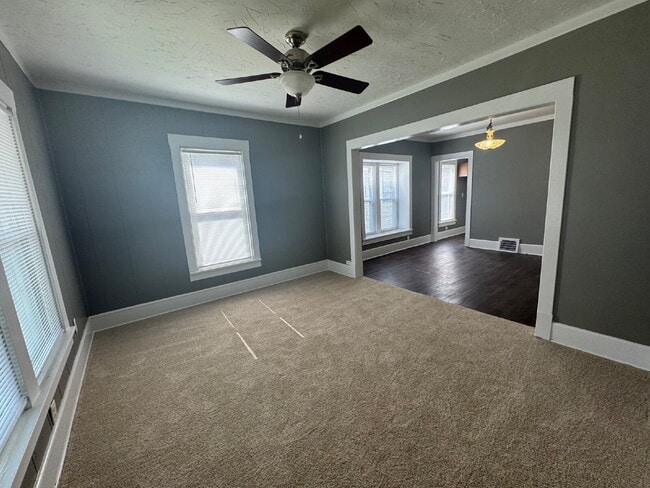 property at 405 S Park Ave