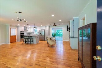 2535 Melinda Dr NE in Atlanta, GA - Building Photo - Building Photo